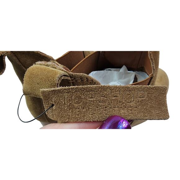 NEW Topshop Womens Barley Tan Suede Heeled Ankle Booties sz 39 (8.5 US) Chelsea - Picture 3 of 8